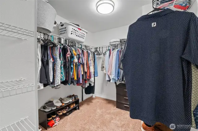 Walk-in-closet