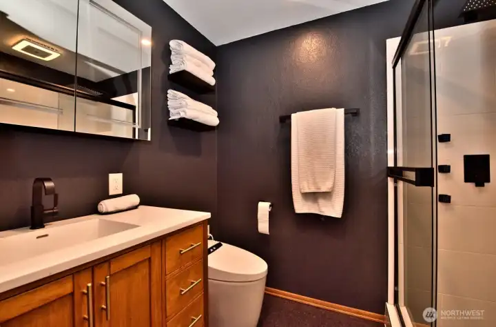 Primary en suite 3/4 bath -- all newly updated.
