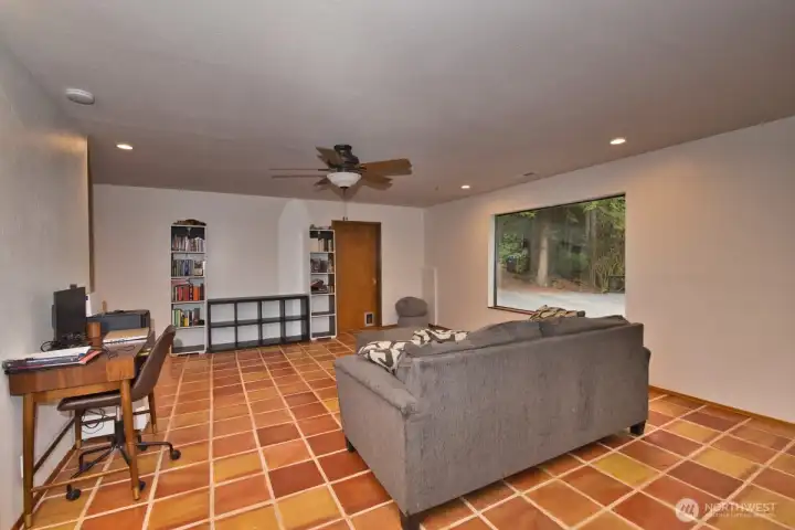 Large bonus room -- uses are endless.