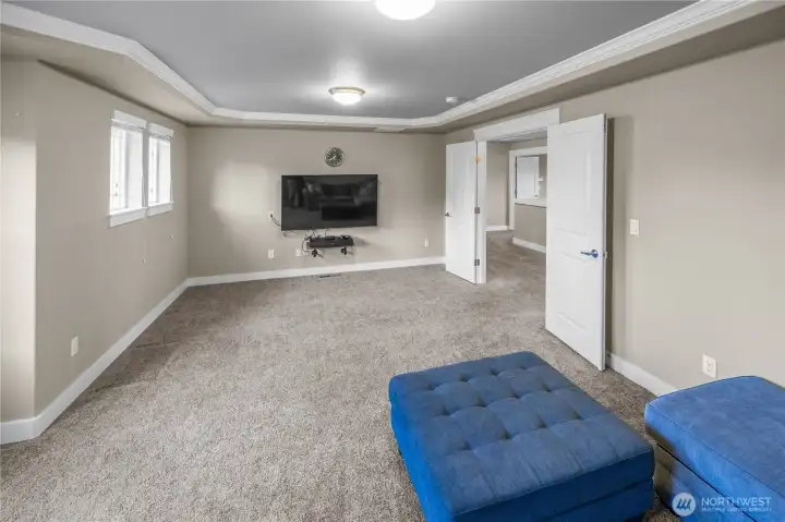 Another angle of the bonus room