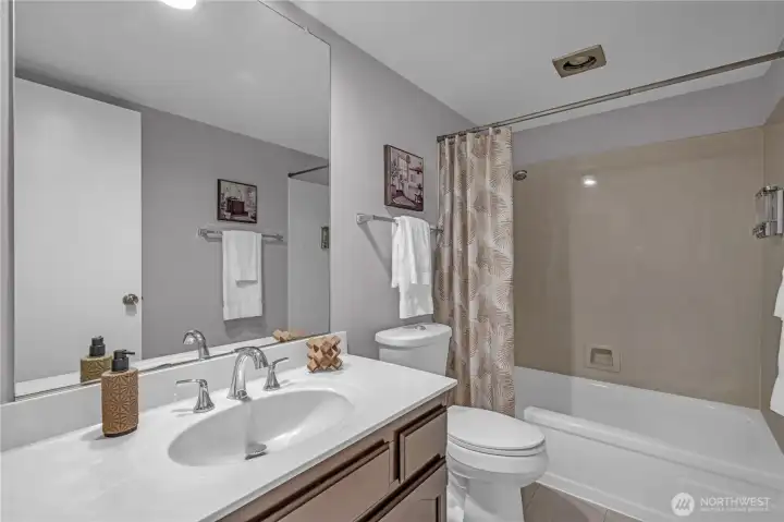 Full Bathroom