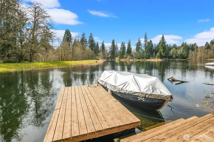 Get ready to fish! Aluminum boat conveys.