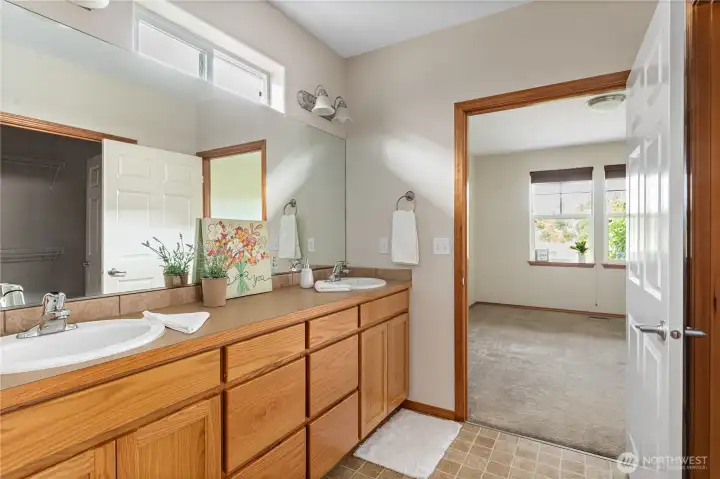 Very nice primary bath with double sinks