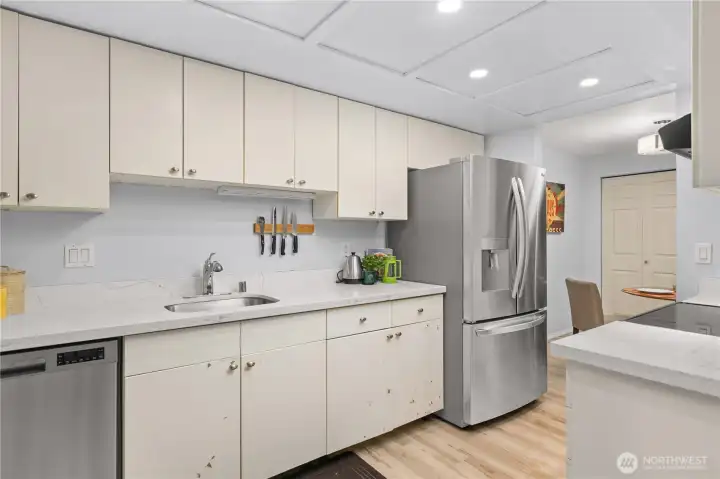 View of kitchen appliances