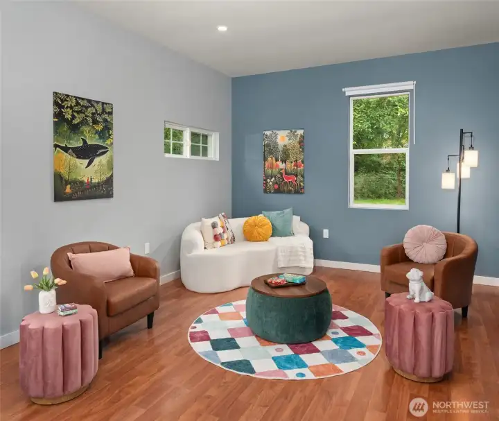 Additional room is a great play room, office. It even has it's own entrance. Additional room is a great play room, office. It even has it's own entrance.