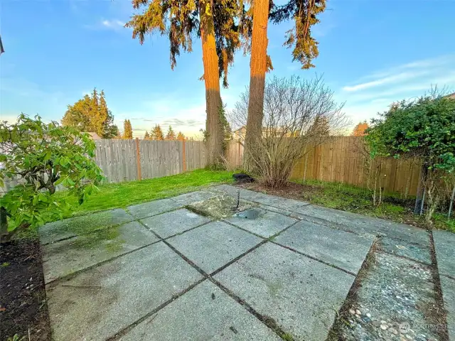 Fully fenced patio