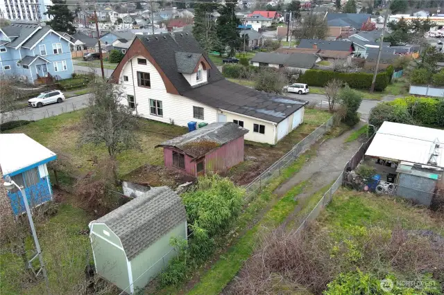 Great corner lot location with easy access to MLK Jr Way, Othello station Light Rail and all amenities!