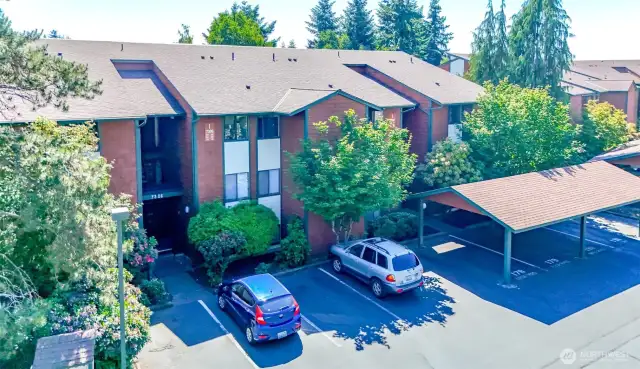 Easy location to dog run club house.