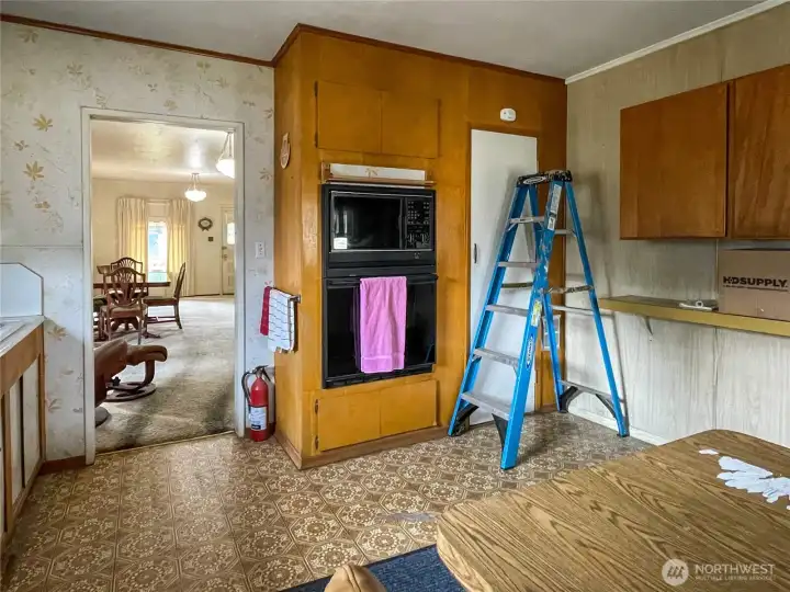 There's so much potential here - bring your toolbox and restore this home to its original glory!