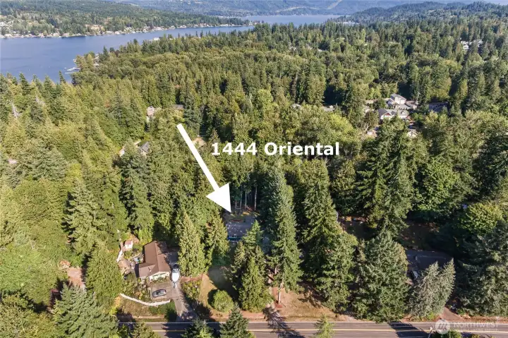 Private setting close to town and Lake Whatcom