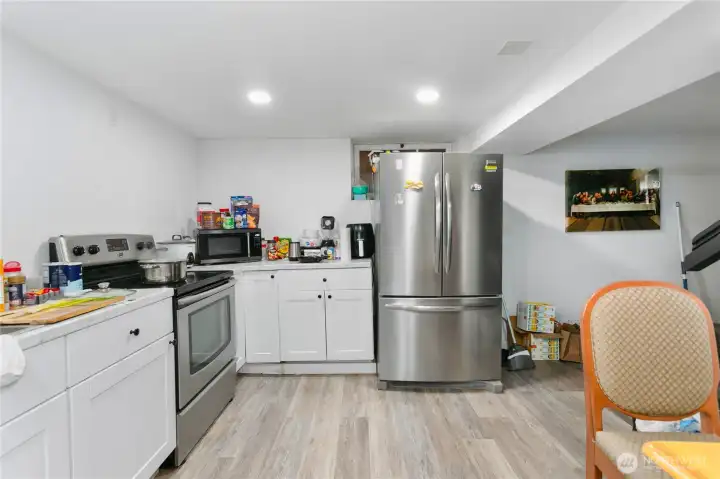 Downstairs Unit Kitchen