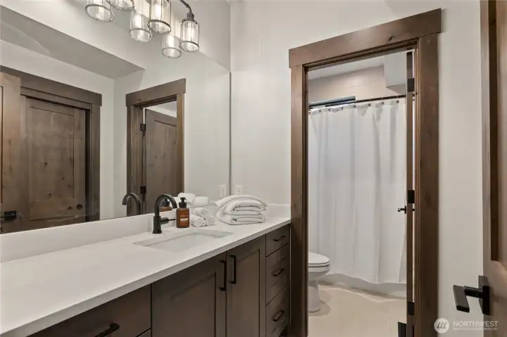 Full bathroom on main