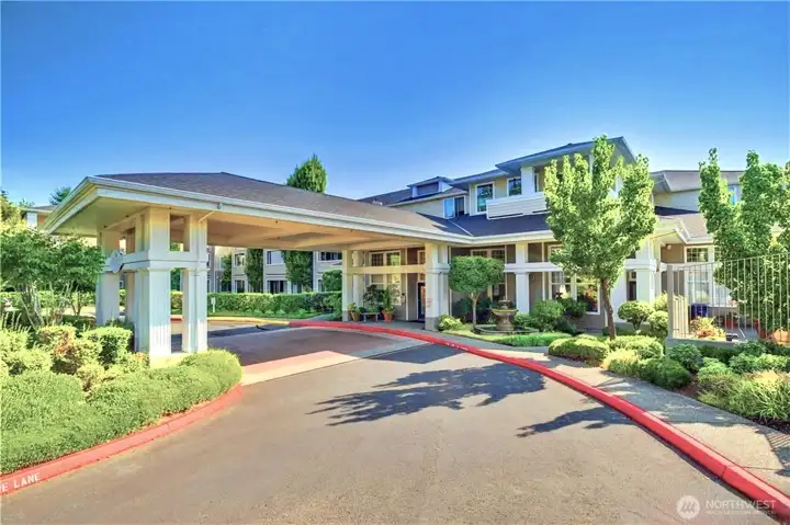 Just minutes to restaurants, theaters, supermarkets, schools, trails & many more! Your commute & entertainment options are effortless!