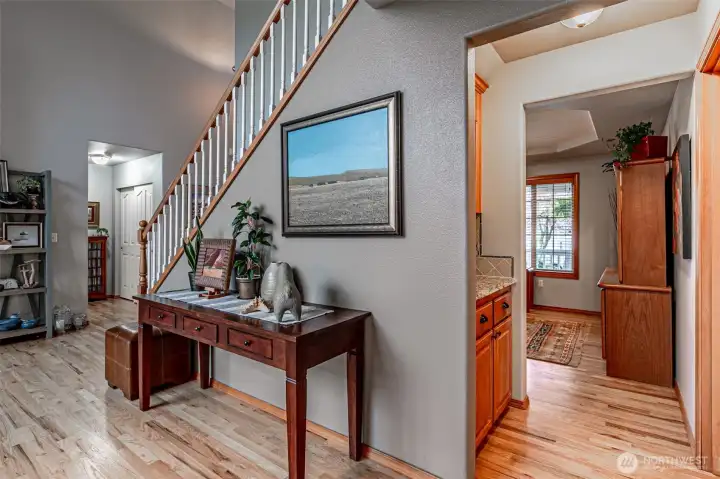 Easy access to formal dining room from Kitchen