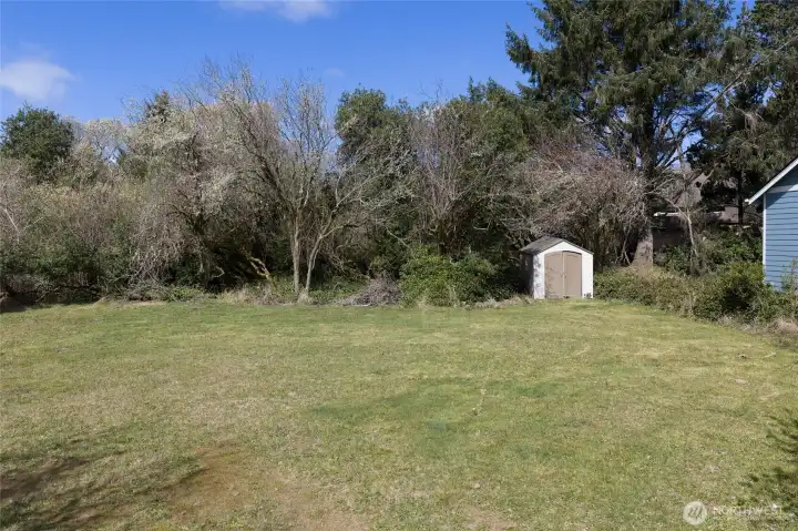 North view of lot with storage shed
