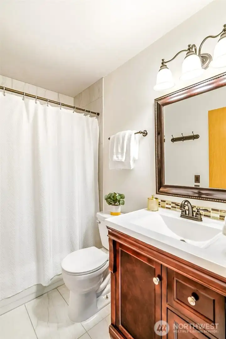 Hallway bathroom upstairs.