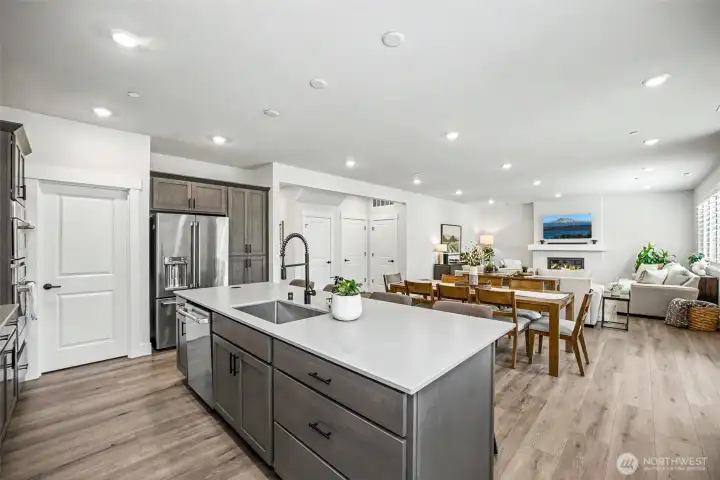 Open Concept Greatroom