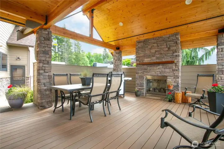 Covered outdoor ares w/ fireplace & endless views Covered outdoor ares w/ fireplace & endless views