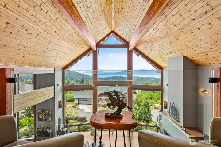 Upstairs landing with spectacular views Upstairs landing with spectacular views