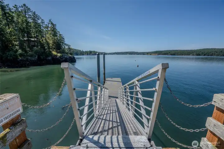 Day use community dock.