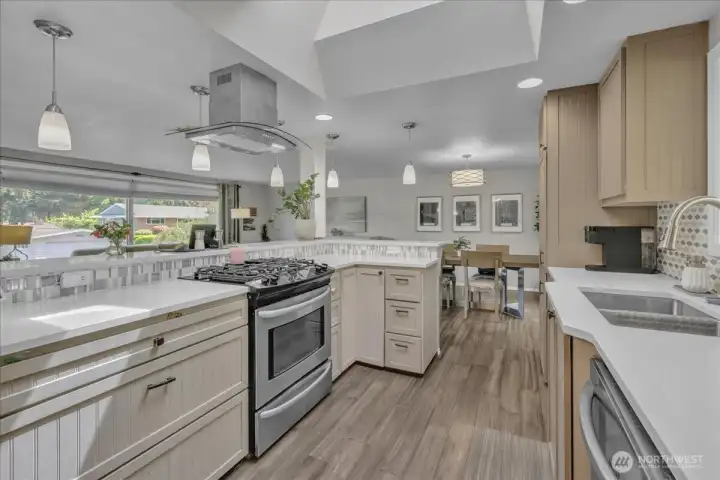 Chefs kitchen, gas cooking with range