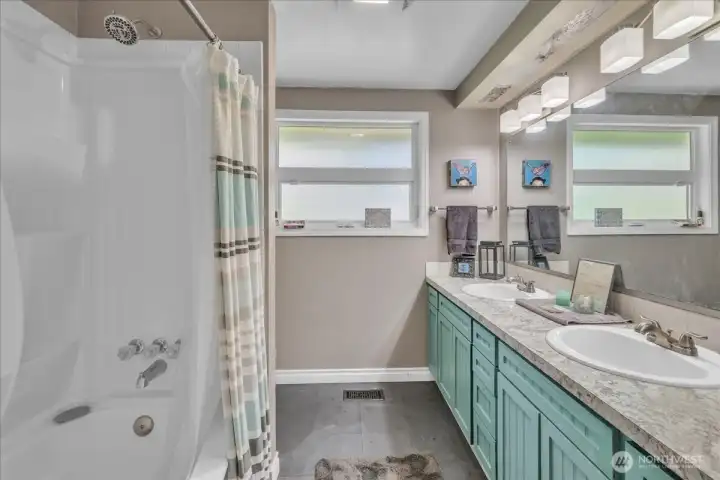 Hallway full bathroom