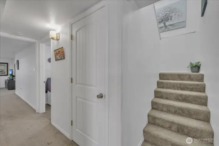 Downstairs hallwa to the lower level