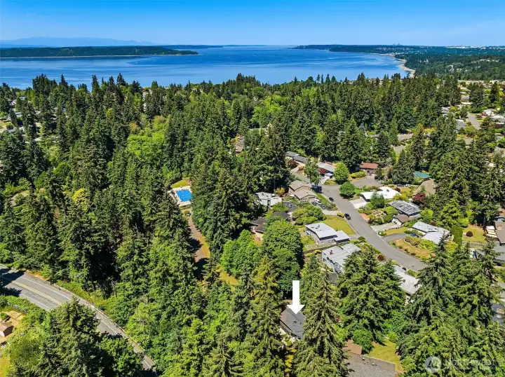 Proximity to Puget Sound and Redondo Beach.