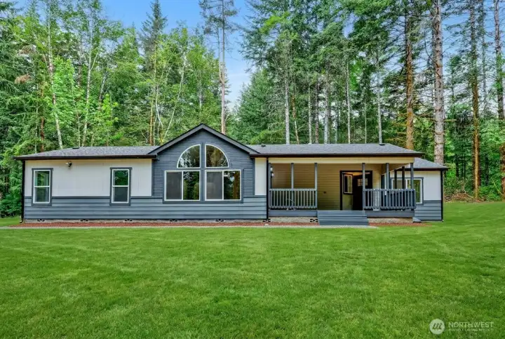 Triple wide home with huge porch