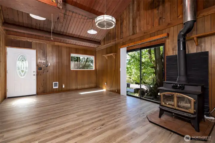 Nice living room with new LPV flooring throughout the entire house.