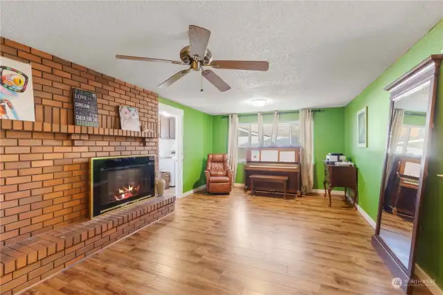 NOTE:  fireplace currently not functional.  See seller disclosure.