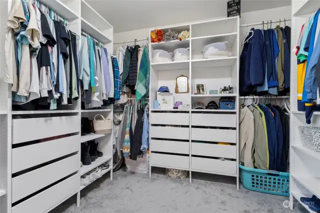 Primary walk in closet