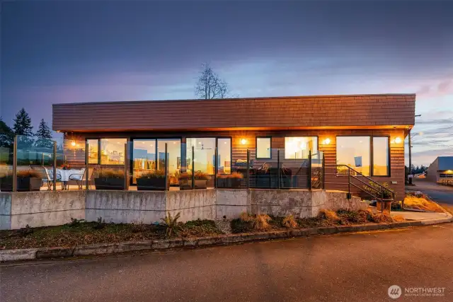 This iconic home once was the wonderful Steamers Restaurant at Titlow Beach. Triple pane windows w/ All North Facing Windows tinted with 30-year guarantee