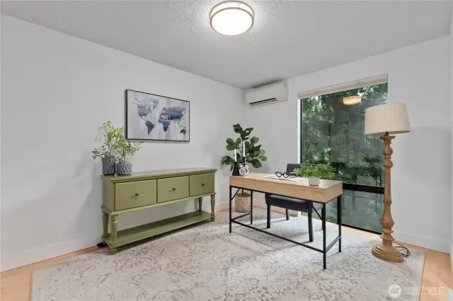 3rd Bedroom or office space