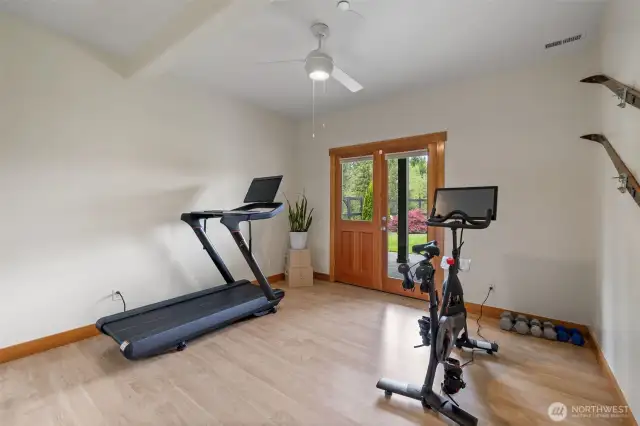 Flex room