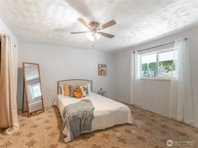 Prmary with 3/4 bath