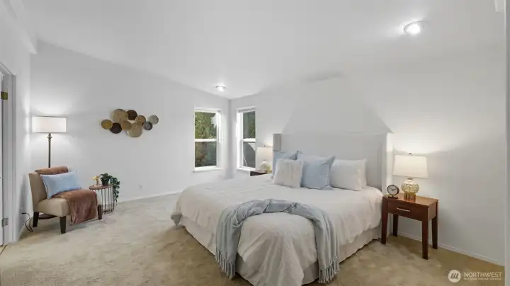 Extra roomy primary suite