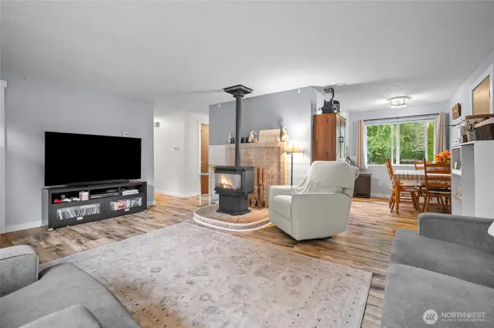 Living room w/gas fireplace that easily heats the entire area.