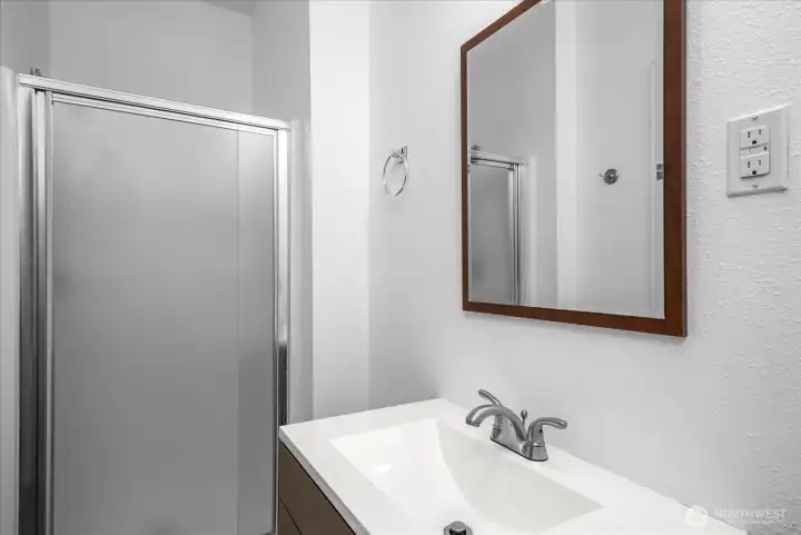 Studio/Theatre Bathroom