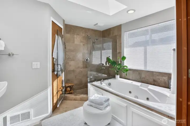 Upstairs Secondary Primary Jetted Tub & Step-In Shower