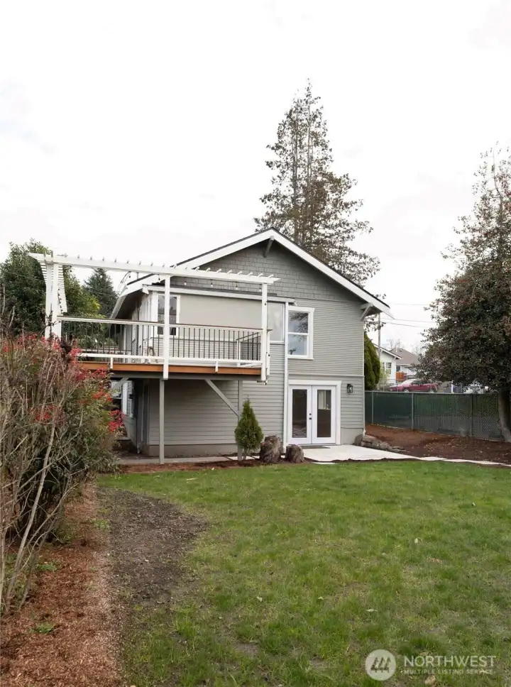 This property would be perfect for someone wanting to run a business from their home. It is in the zone-two entrances.