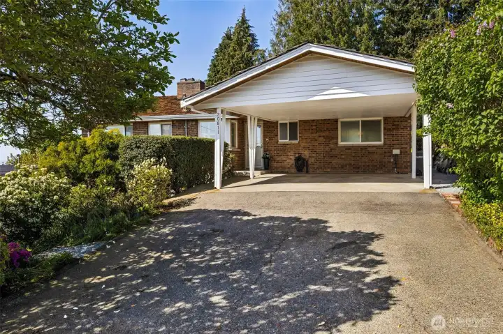 2 Car carport with additional driveway parking