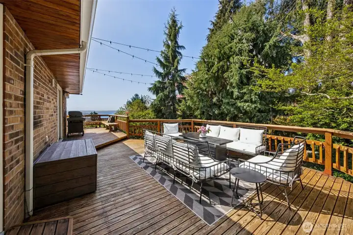 Expansive custom cedar deck