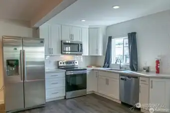Cottage kitchen