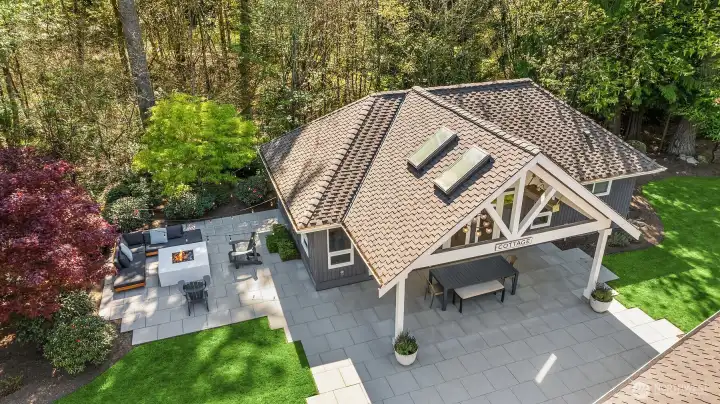 648 sq ft Cottage
