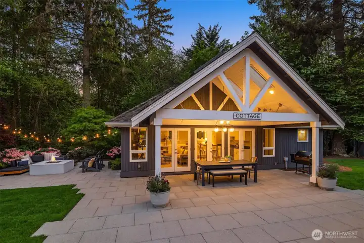 648 sq ft Cottage