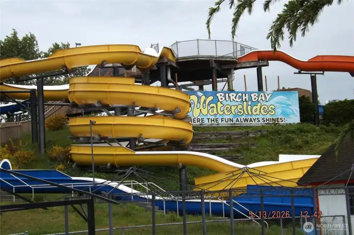 2.5 Miles to Birch Bay Waterslides 2.5 Miles to Birch Bay Waterslides