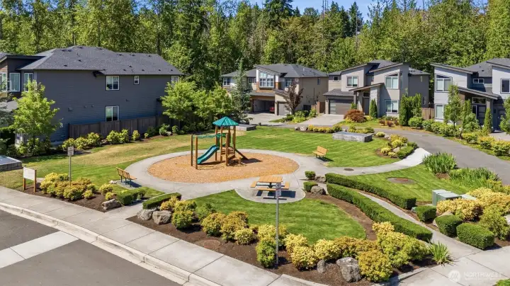 Community park maintained by the HOA. Community park maintained by the HOA.