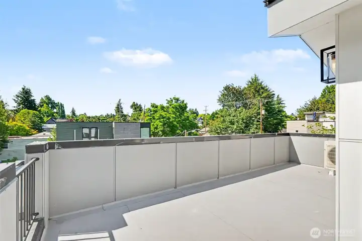 Roof top deck with beautiful territorial views. Roof top deck with beautiful territorial views.