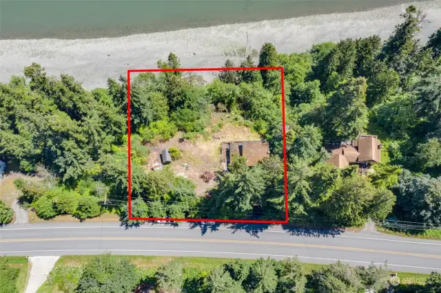 Another angle of the bluff side of property from above the west portion of property.